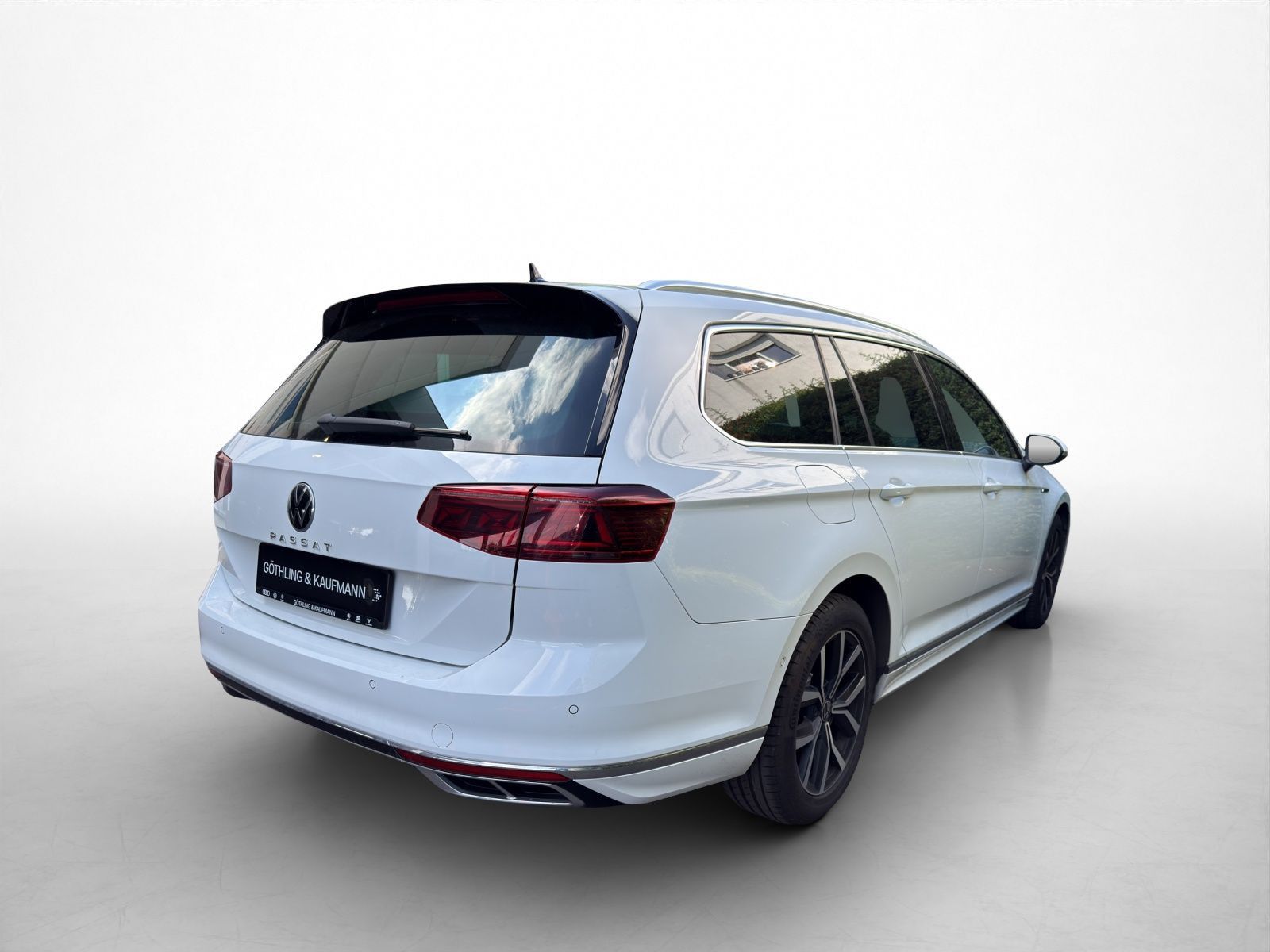Volkswagen Passat Variant - Bild 2