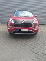 Mitsubishi Outlander 2.4 PHEV 4WD Top - Mitsubishi Outlander in Frankfurt (Main)