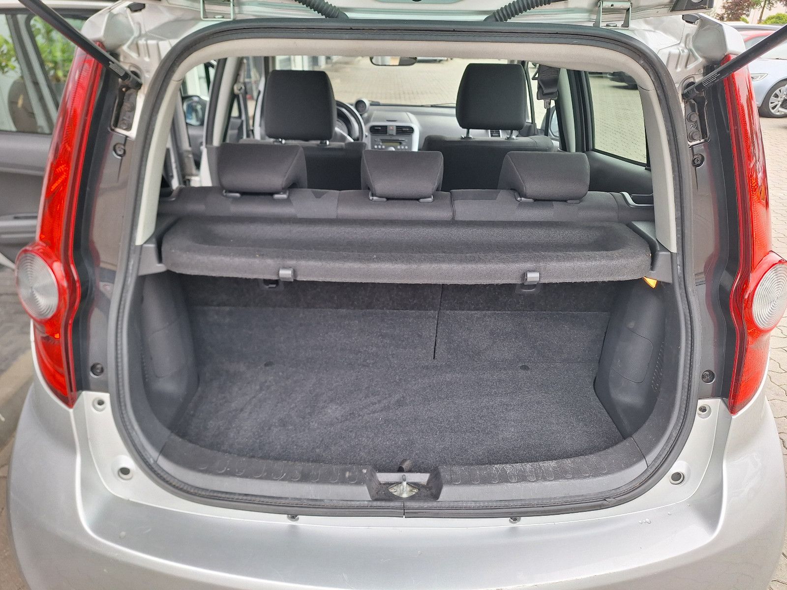 Fahrzeugabbildung Opel Agila B Edition