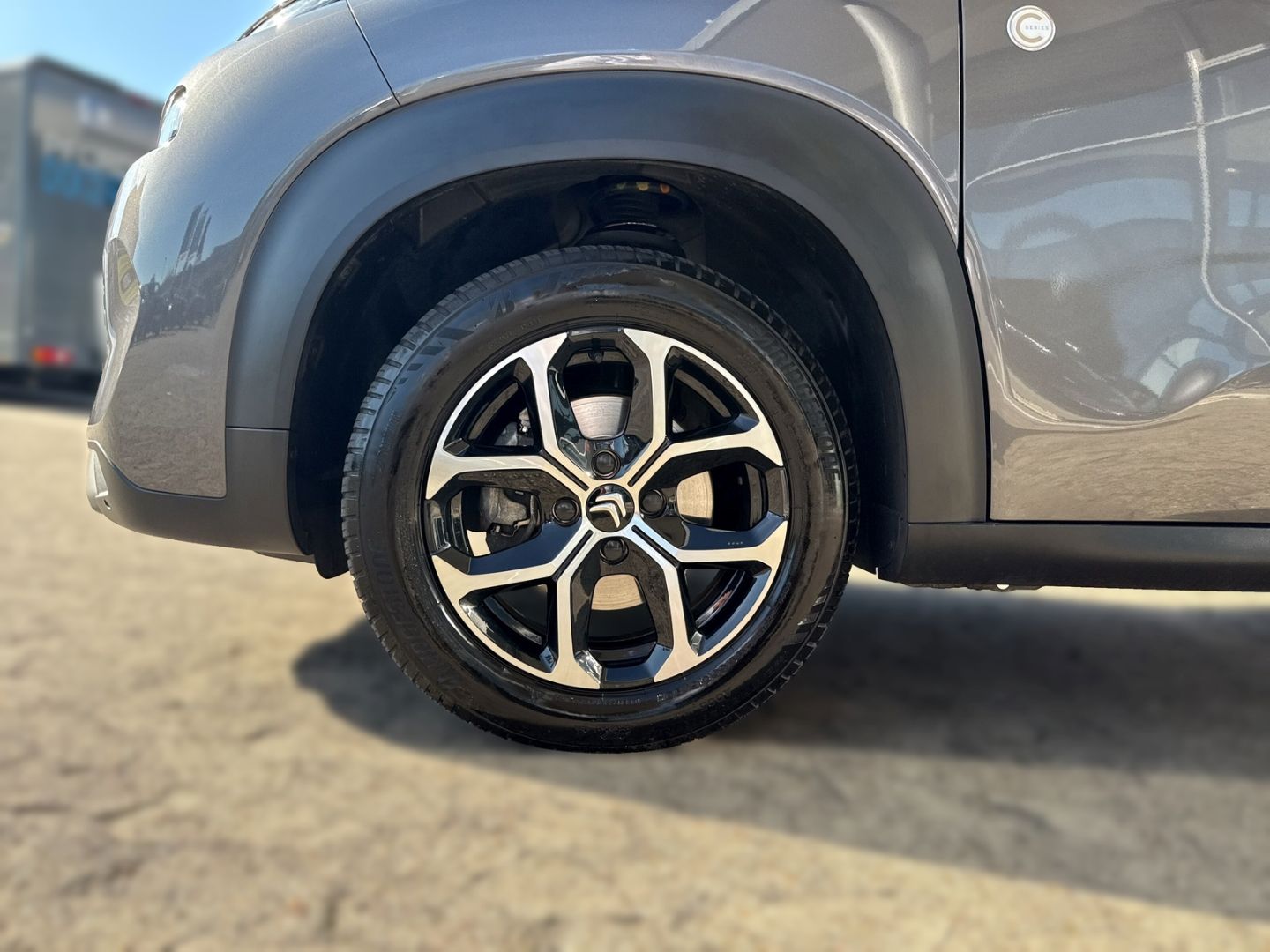 Fahrzeugabbildung Citroën C3 Aircross C-Series 1.2 PureTech 130 Automatik