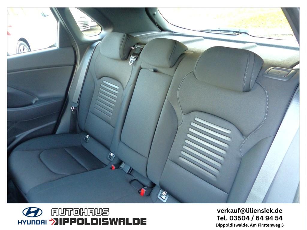 Hyundai i30 1.0 T-GDi Advantage LED, PDC, Navi