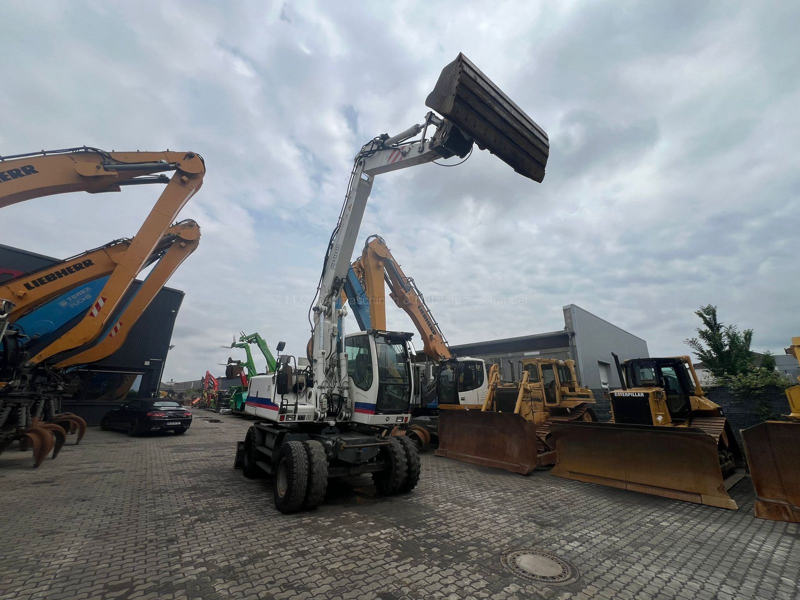 Fahrzeugabbildung Liebherr A 900 C-Litronic / SW/ZSA/VSA/ Hammerleitung/