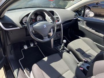Bild 8 Peugeot 207 CC 1.6 16V VTi 120 Sport - 8fach bereift