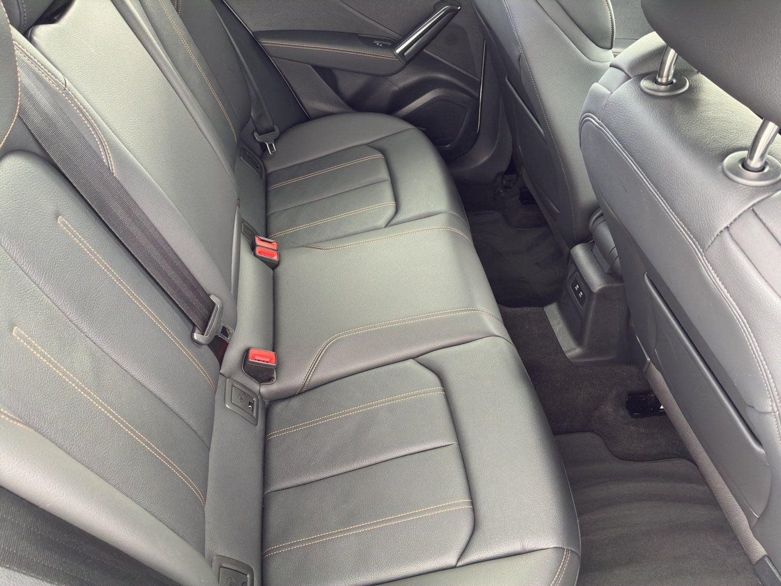 Fahrzeugabbildung Audi Q2 30 TFSI advanced AHK,Kamera,LED,Matrix,Navi