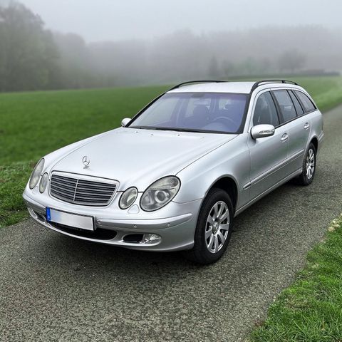 Mercedes-Benz Mercedes W211 220CDI T-Modell