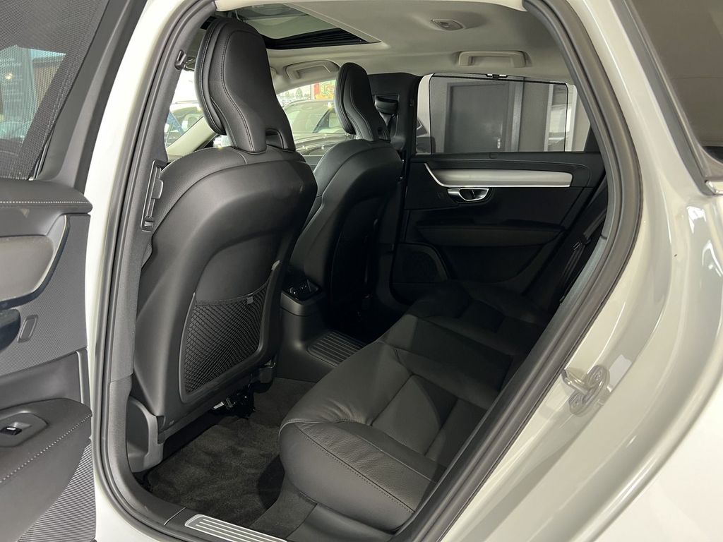 Volvo S90 T8 Plus Bright Recharge AWD AHK Schiebedach