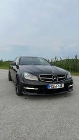 Mercedes-Benz C 63 AMG Coupé Autom. AMG - Mercedes-Benz C 63 AMG mit Benzin-Antrieb: Sportwagen, Automatik
