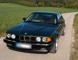 BMW E32 735i - BMW 7er Reihe: E32
