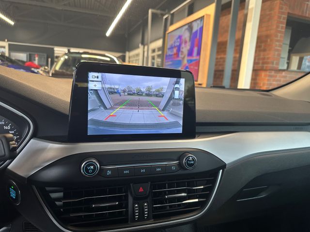 Ford Focus  Turnier Cool & Connect Automatik