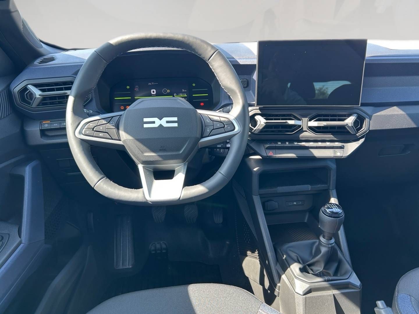 Fahrzeugabbildung Dacia Duster Expression mild hybrid 140
