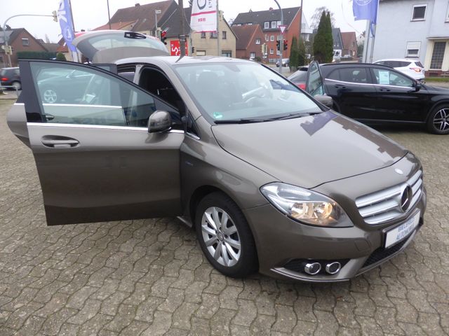 Mercedes-Benz B -Klasse  B 200 BE Sports Tourer Navi/R-Kam/SH/