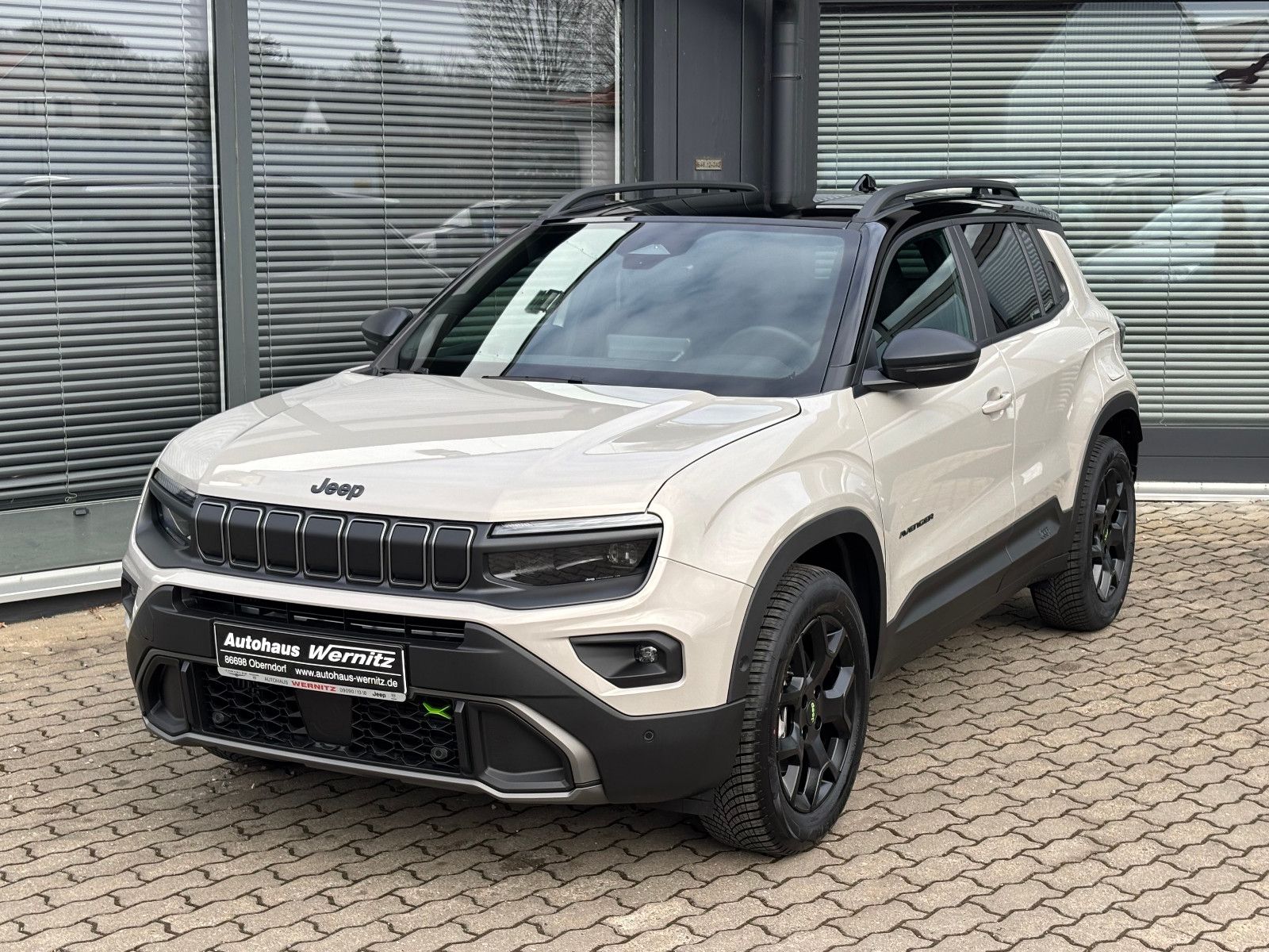 Jeep Avenger 4xe Overland *LEDER*NAVI*