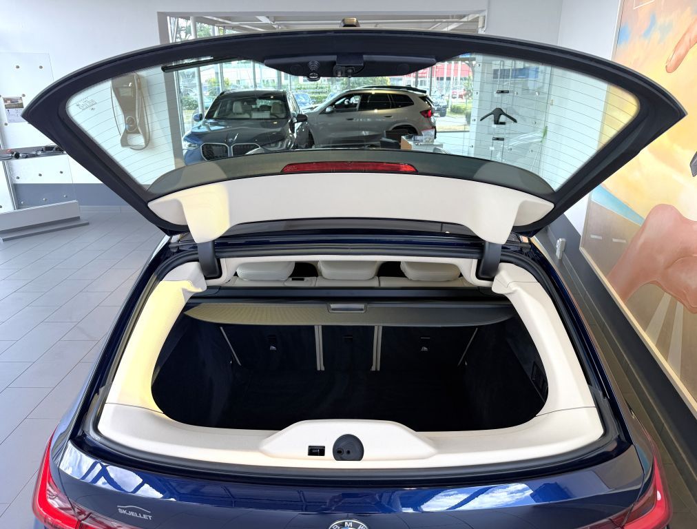 BMW 320i Tour Individual HUD+KAM+NAVI-LivePro+LEDer foto 16