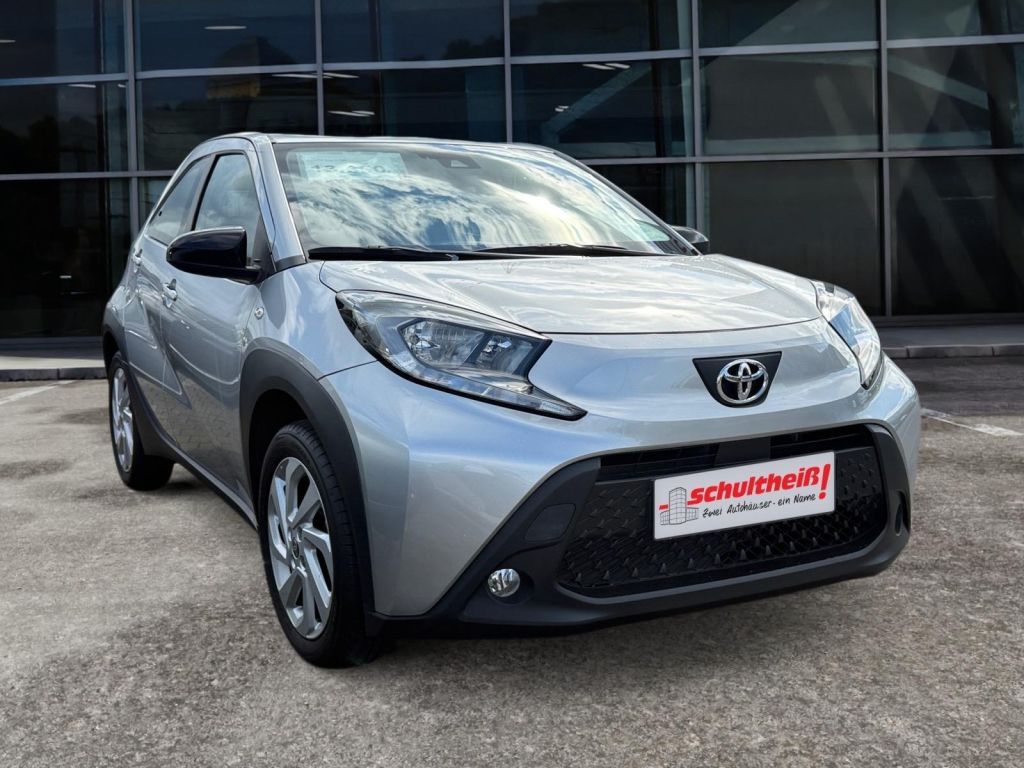 Fahrzeugabbildung Toyota Aygo X Play
