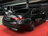 Mercedes-Benz S 350 d 4Matic L Designo / PANO / DIGI LIGHT / H - graue Mercedes-Benz S 350
