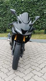 Yamaha YZF R 125, Motor neu - YAMAHA YZF R1M