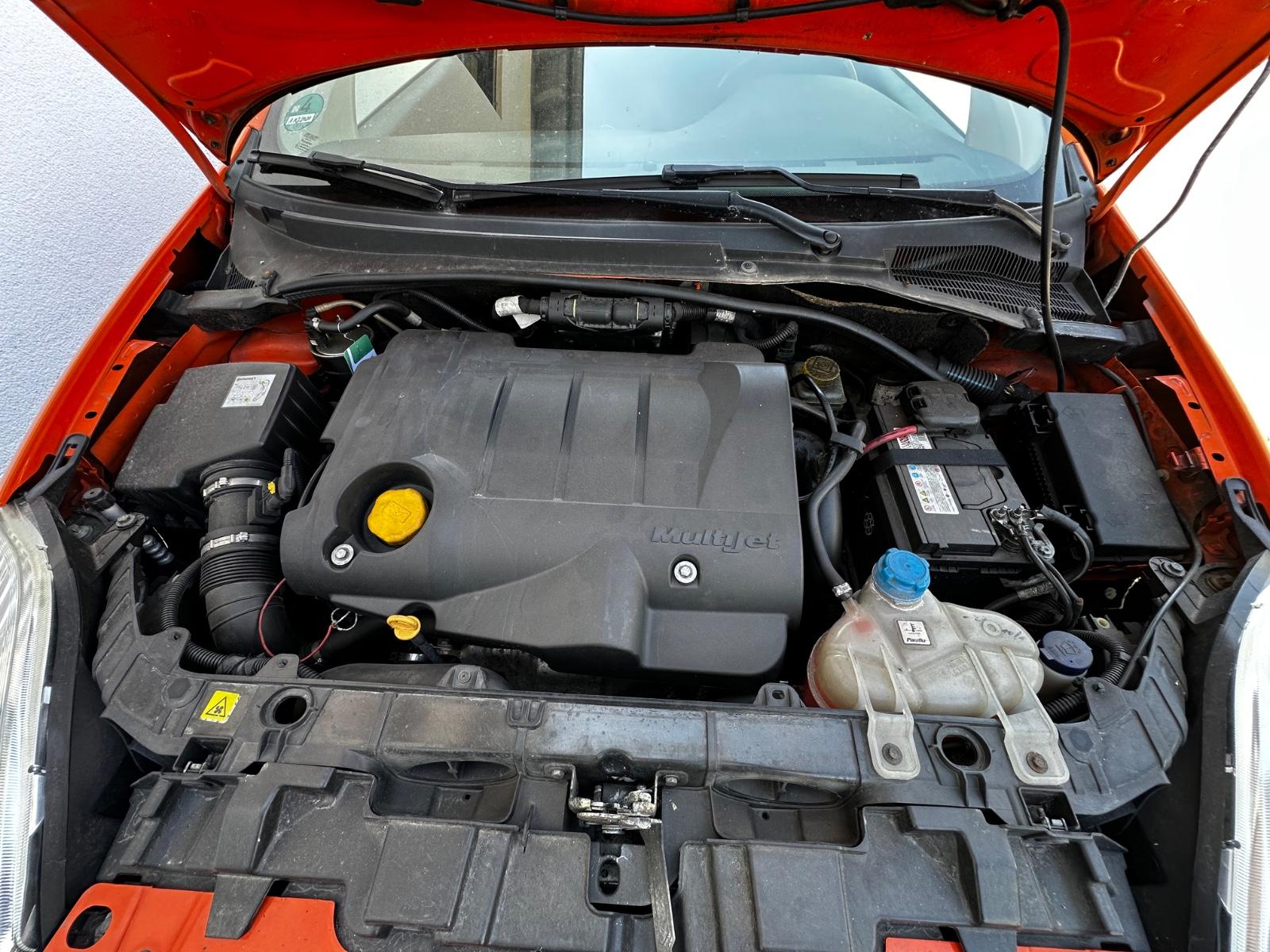 Fiat Punto 1.9 Multijet 8V Sport Sport