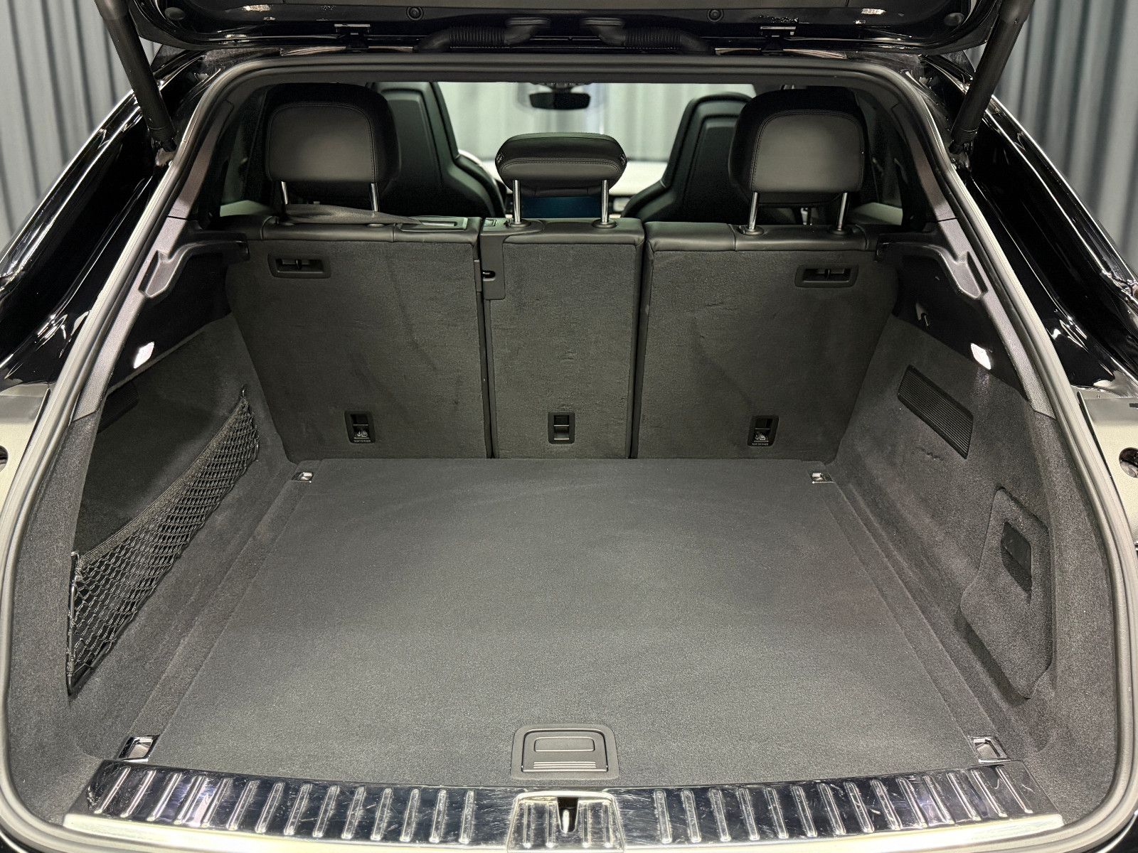 Fahrzeugabbildung Porsche Cayenne Coupe Basis |LED|LUFT|STDHZ