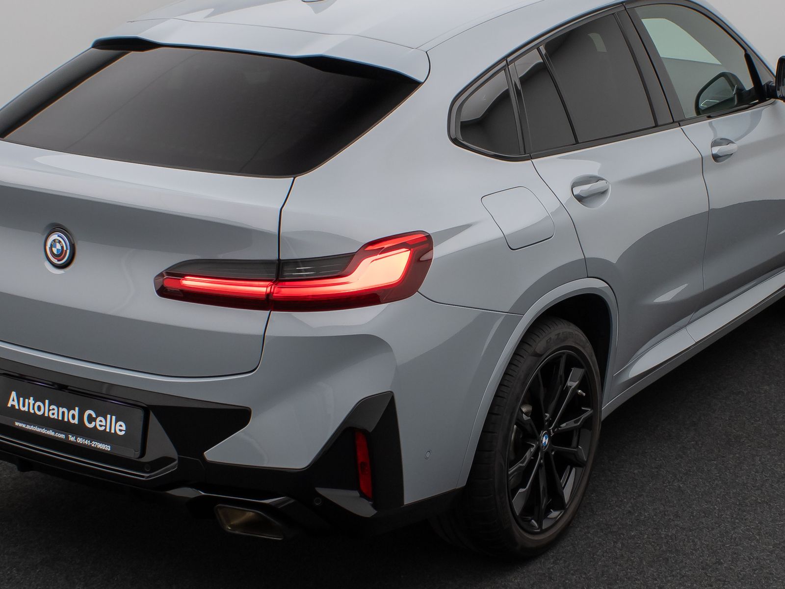 Fahrzeugabbildung BMW X4 xD30i M Sport Panorama 360°DAB H/K AHK Komfor