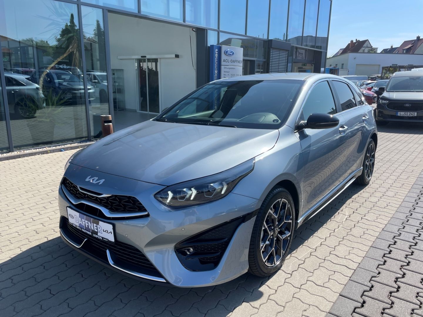 Fahrzeugabbildung Kia Ceed GT Line LED JBL Kamera totWinkAss Memory