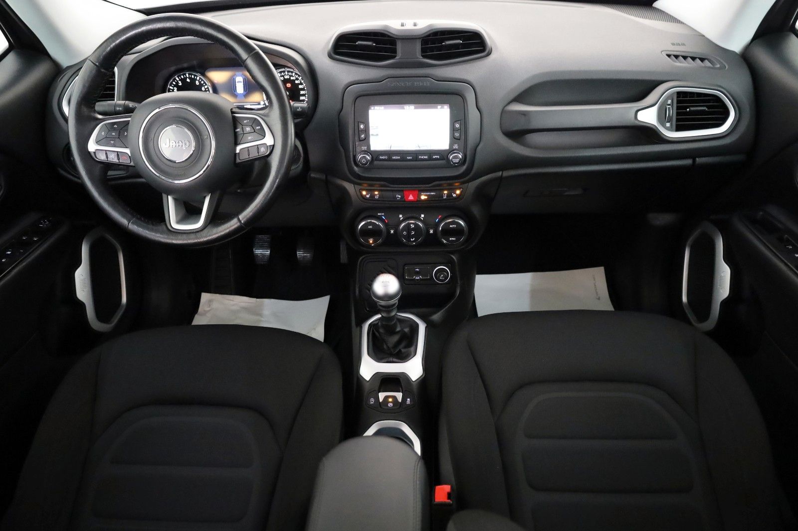 Fahrzeugabbildung Jeep Renegade Limited FWD Navi,SH,PDC