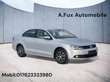 Volkswagen Jetta VI Comfortline Navi Leder SHZ PDC Keyless - Volkswagen Jetta: Comfortline