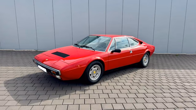 Ferrari Dino GT4 V8 2.0 14000 km