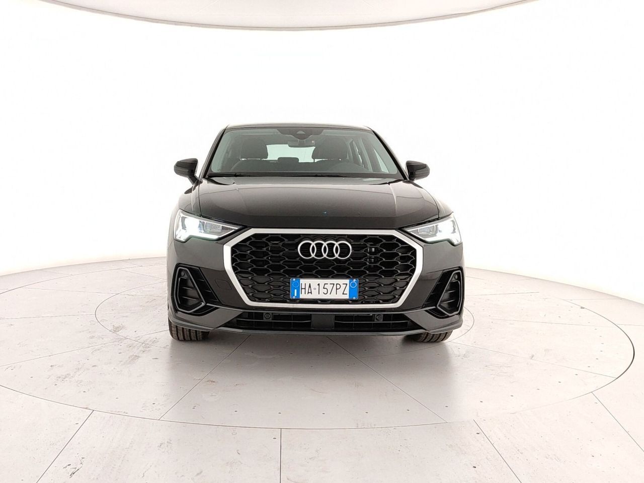 Audi Q3 SPB 35 TDI S tronic Business Plus imagem 2