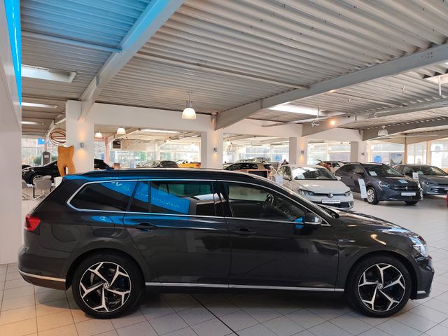 Passat Variant GTE *ACC*Navi*Ergo*AHK*Kamera*18"