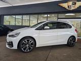 BMW 220i Active Tourer Aut. Sport Line Pano/LED/AHK - BMW 220 mit Panoramadach