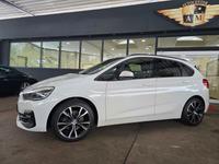 BMW 220i Active Tourer Aut. Sport Line Pano/LED/AHK