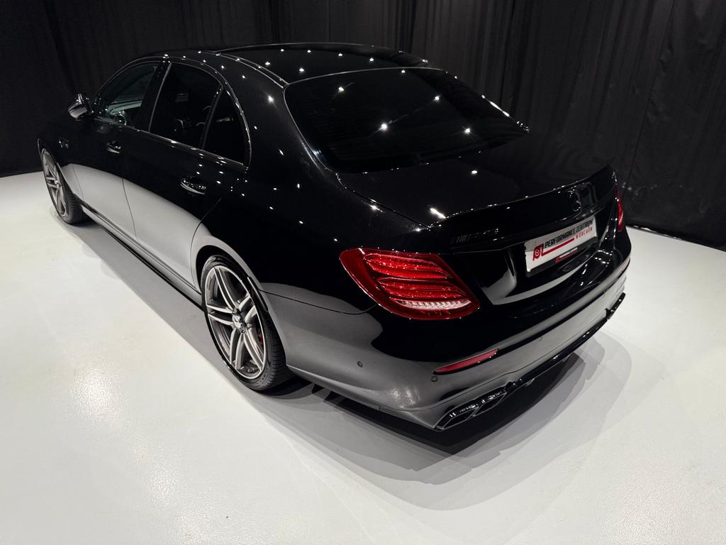 Mercedes-Benz E 63 AMG