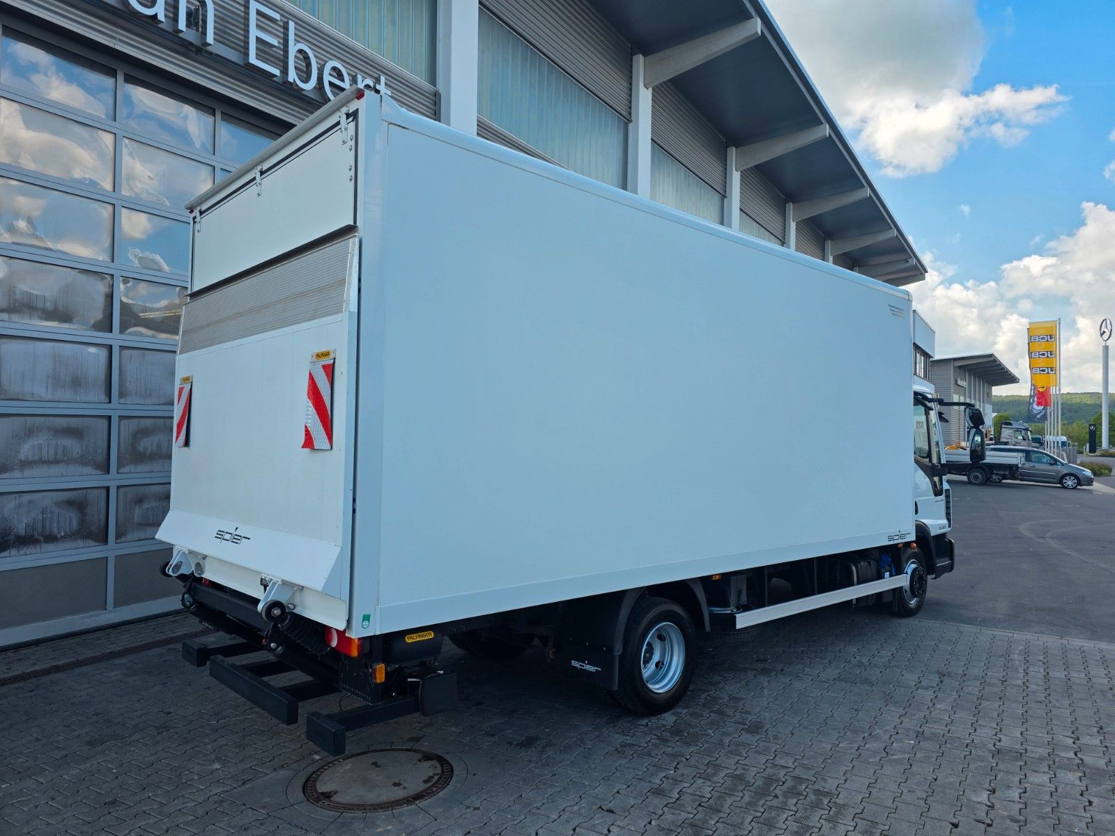 Fahrzeugabbildung Iveco Eurocargo ML75E16 LBW 1.000kg Klima Schalter