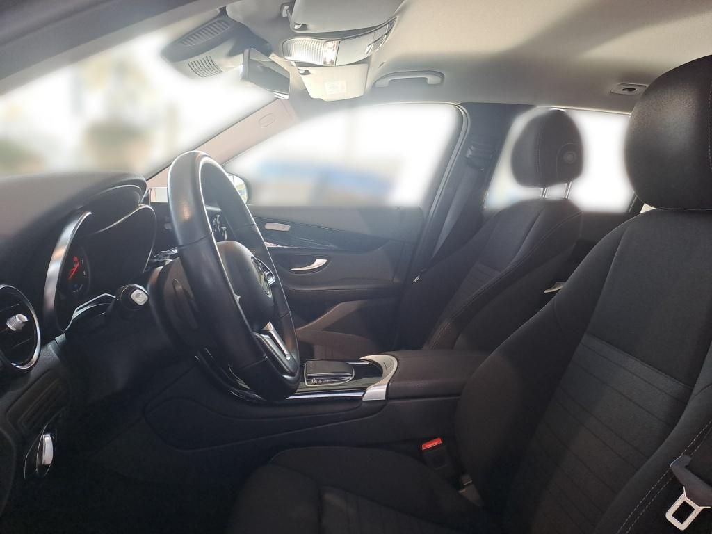 Fahrzeugabbildung Mercedes-Benz GLC 300 e 4M AHK Navi LED SHZ Kamera RDK Sport