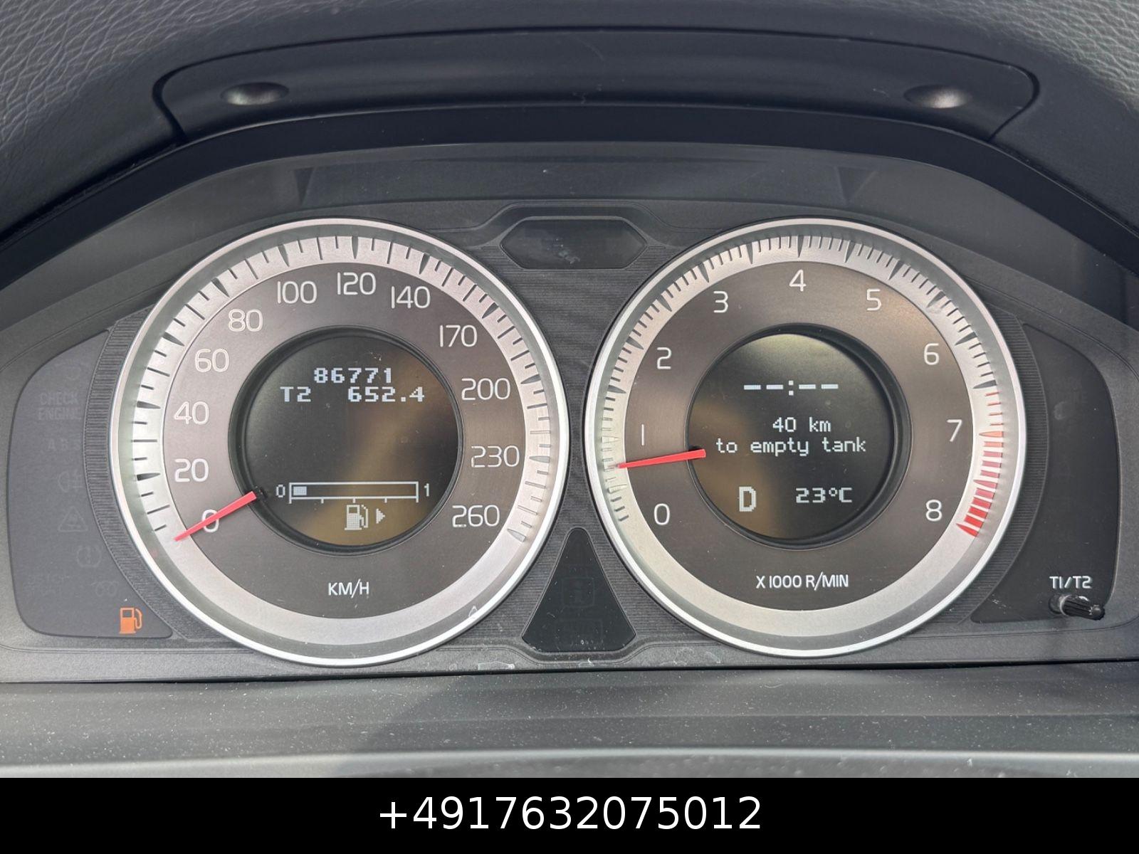 Volvo S60 T5 2.5 Turbo 254 ch BVA – Summum – Cuir – Toit ouvrant – 86 771 km