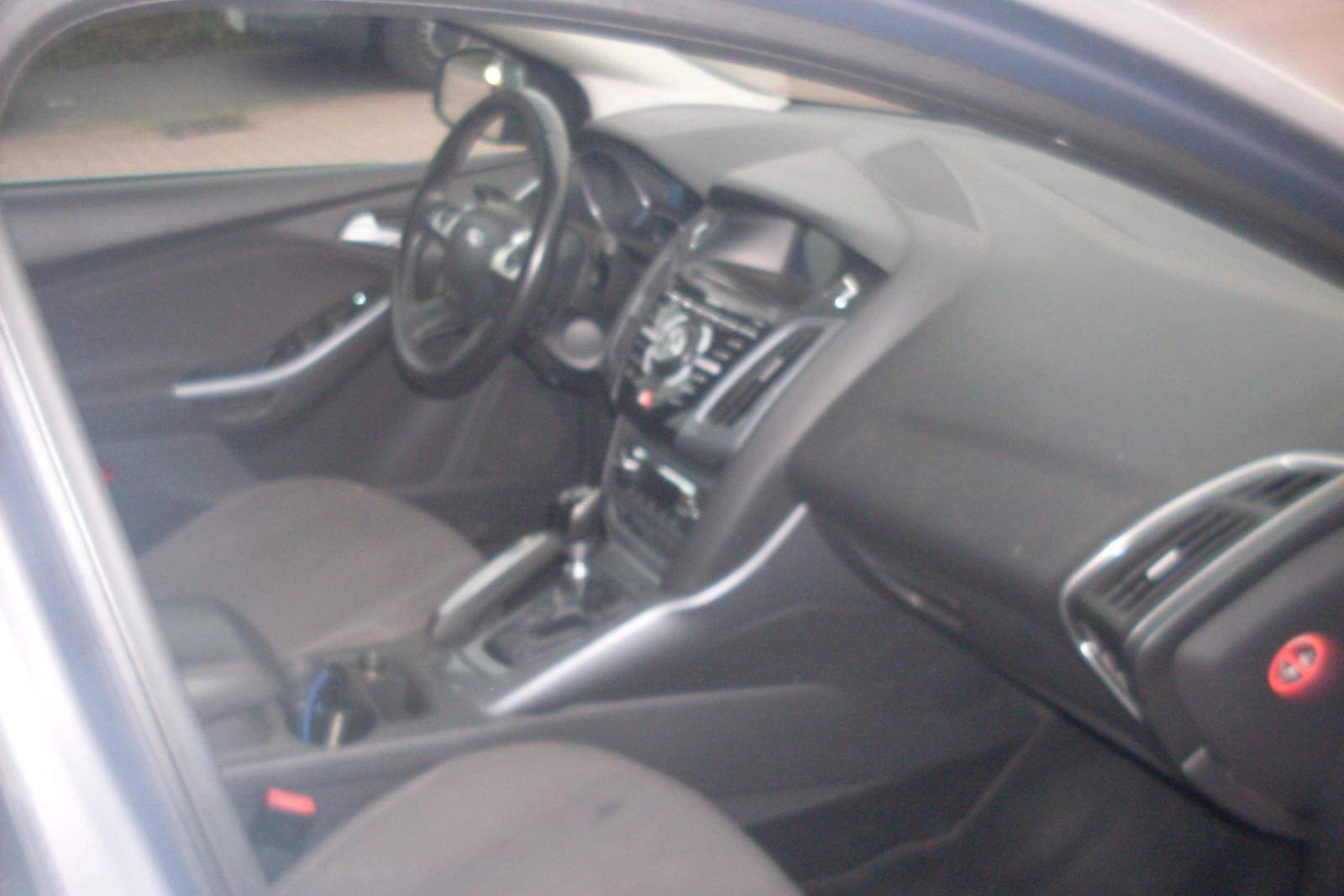 Ford Focus 2011 — photo 5