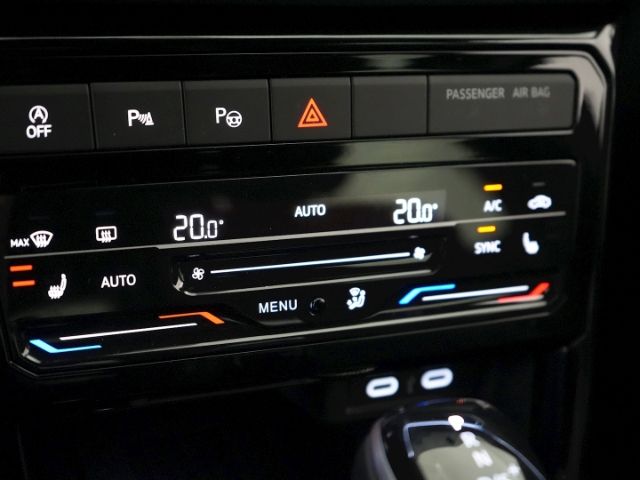 T-Cross GOAL TSI DSG+AHK+NAVI+RÜCKFAHRKAMERA+SIT