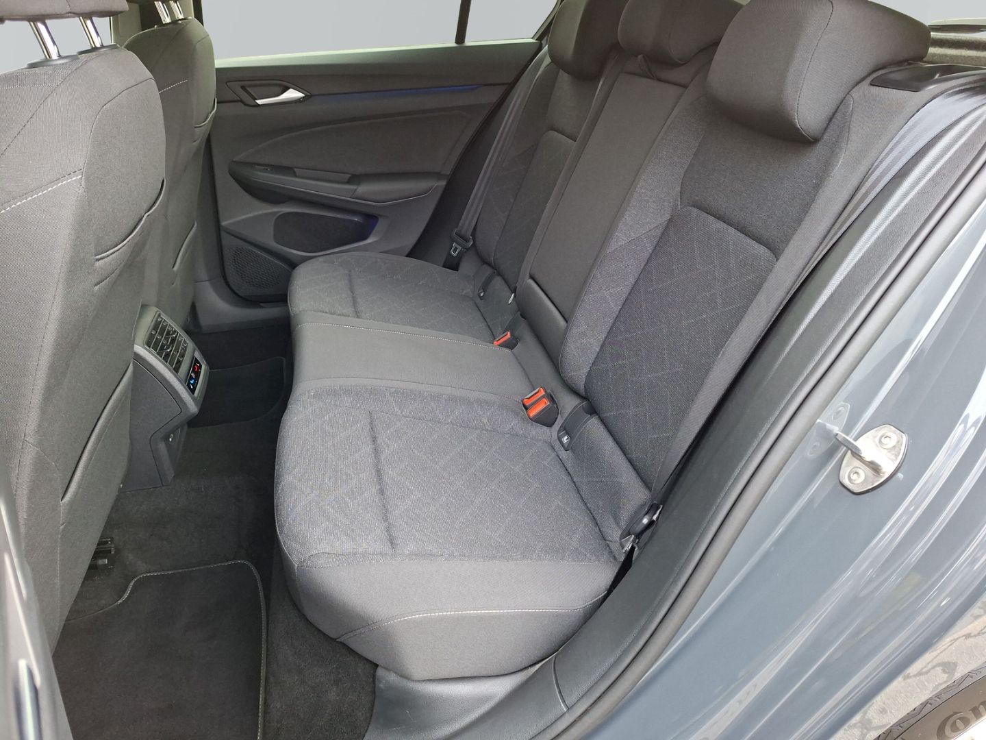 Golf VIII 2.0 TDI Life *NAVI*STHZ*KAMERA*