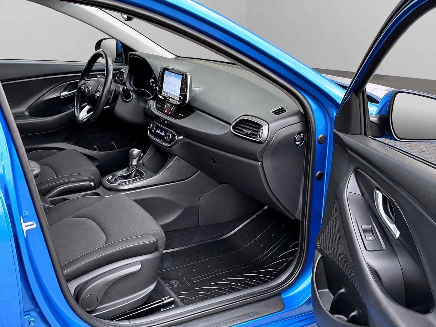 Hyundai i30 1,4 AUTOM. NAVI SITZHEIZ.SCHECKHEFT GARANTIE
