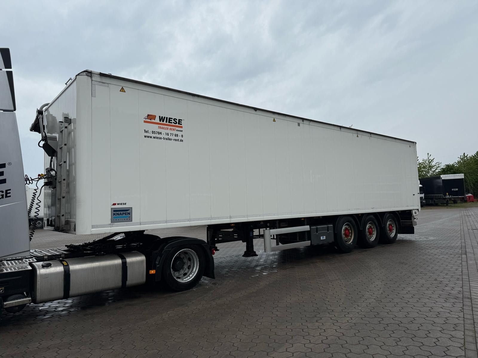 Fahrzeugabbildung Knapen K100 Schubboden 71 m³ Powersheet Lenkachse Agrar
