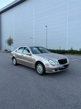 Mercedes-Benz Mercedes E220 CDI W211 / Automatik / 3.Han... - gebrauchte Mercedes-Benz E 220 aus dem Jahr 2003