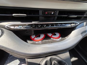 Fiat 500 1.0 Hybrid La Prima LED KAMERA PANO SHZ