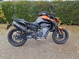 KTM 890 Duke L - KTM 890 DUKE