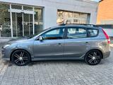 Hyundai i30 CW 1.6 CRDi 66 kW Edition 1-HAND 104TKM EU-5 - Hyundai i30 aus 2012 mit Diesel-Antrieb: Kombi