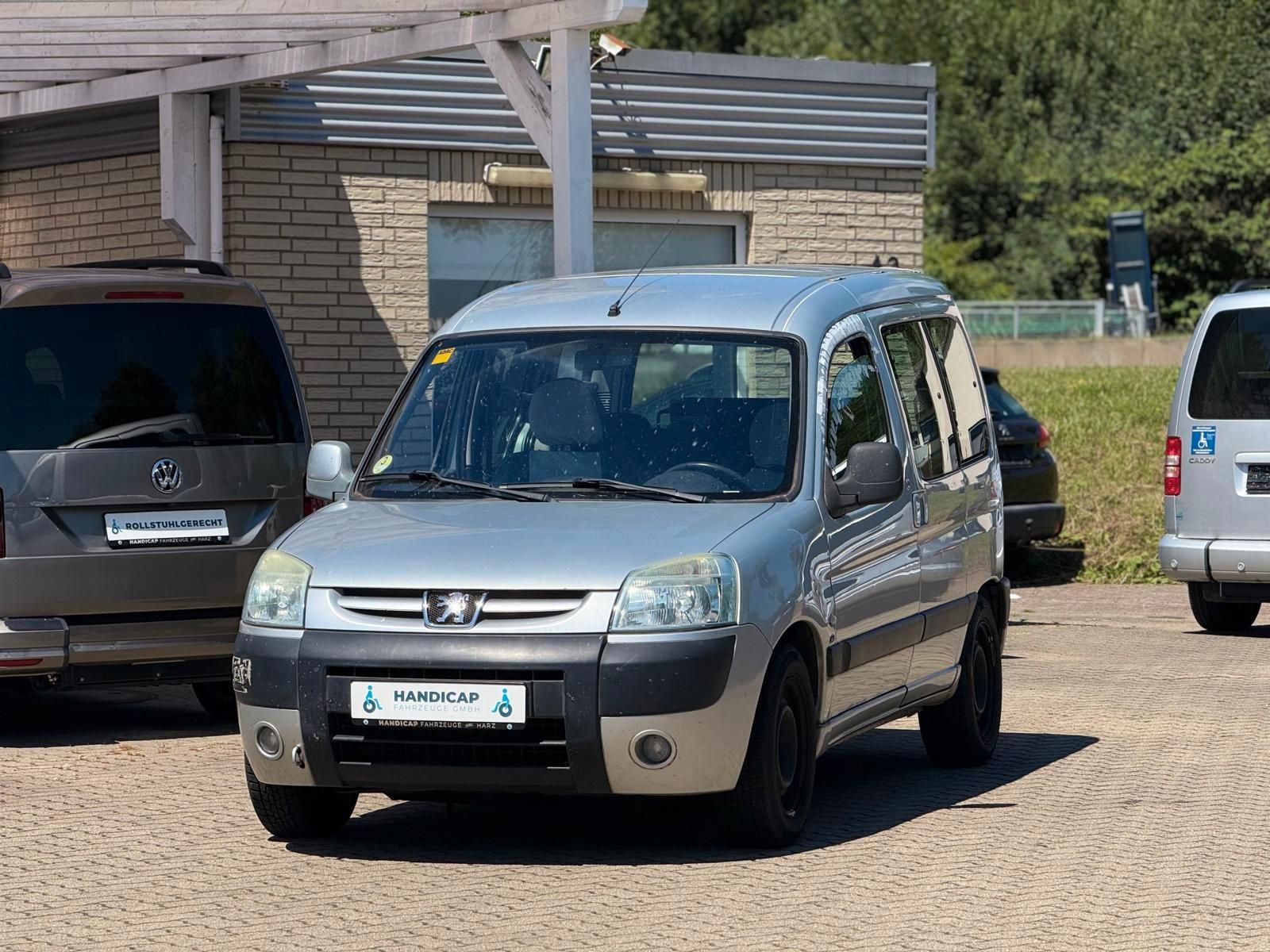 Peugeot Partner Behindertengerecht-Rampe