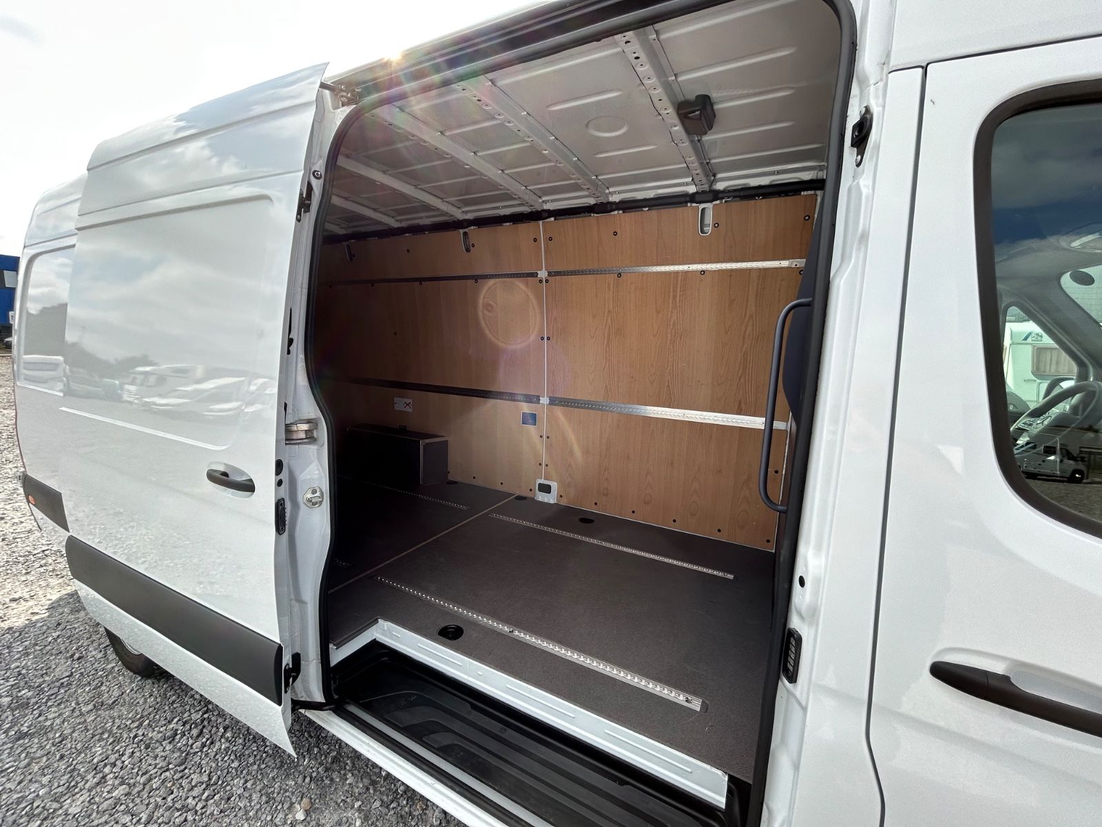 Fahrzeugabbildung Mercedes-Benz Sprinter III Kasten 317 CDI  Navi Shz Kam. Tem