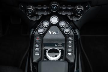 2023 Aston Martin V12 VANTAGE 缩略图 16
