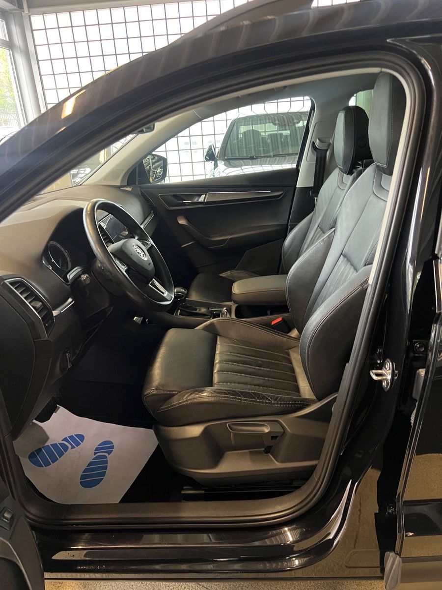 Fahrzeugabbildung SKODA Karoq Style DSG *PANO*SITZHEIZUNG*LEDER*