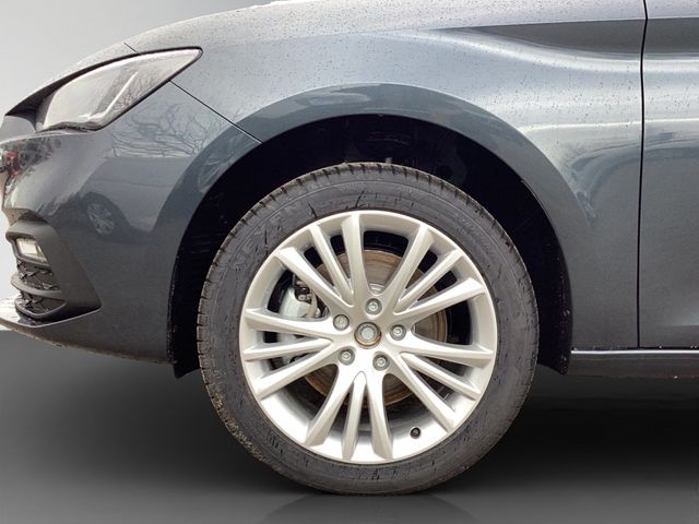 Leon Sportstourer 2.0TDI DSG Style ALUFELGEN LED