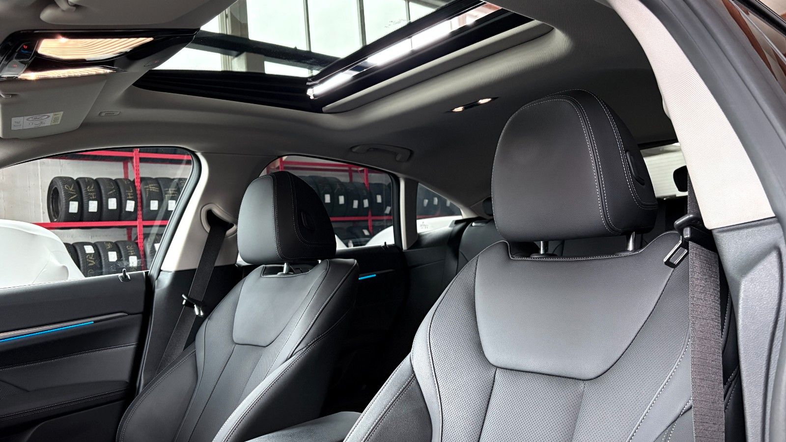 BMW i4 - Bild 10